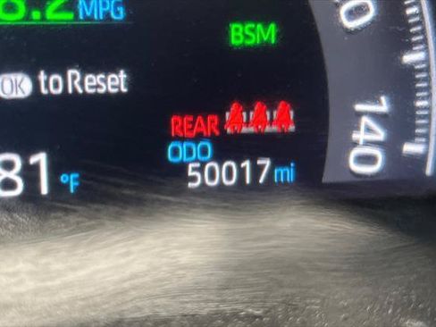 Certified 2023 Toyota RAV4 LE AWD/4WD image 28