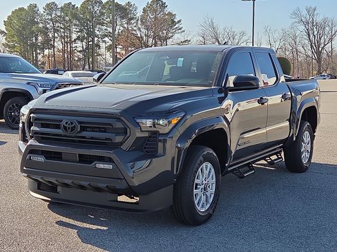 New 2026 Toyota Tacoma SR5 image 2