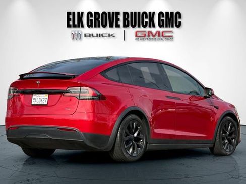 Used 2022 Tesla Model X Plaid image 4