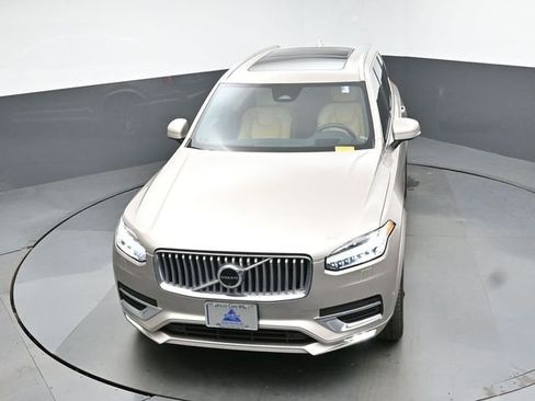 Used 2024 Volvo XC90 B6 Ultimate w/ Protection Package Premier AWD/4WD image 19