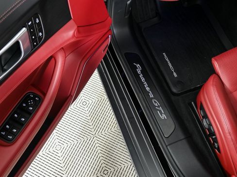 Certified 2023 Porsche Panamera GTS image 8