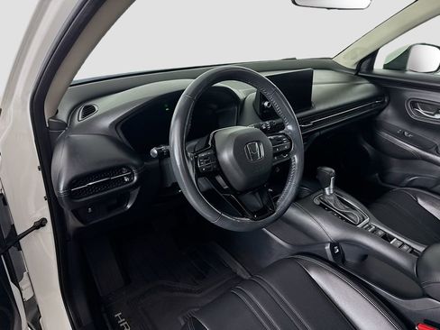 Used 2023 Honda HR-V EX-L image 9