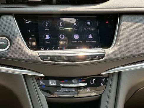 New 2026 Cadillac XT5 Sportv w/ LPO, Premium Carpet Package AWD/4WD image 3