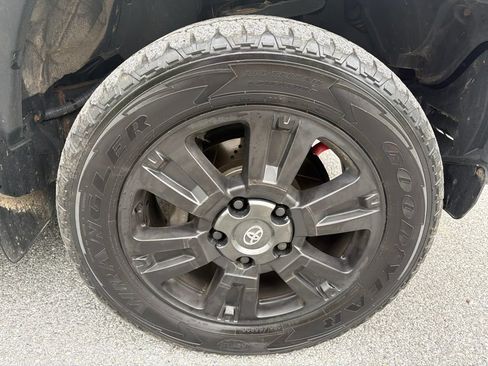 Used 2019 Toyota Tundra SR5 w/ TRD Sport Package AWD/4WD image 13