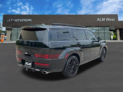 Used 2025 Hyundai Santa Fe Calligraphy FWD image 5