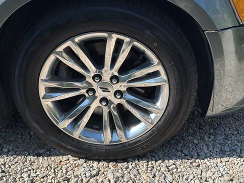 Used 2006 Dodge Magnum R/T RWD image 41
