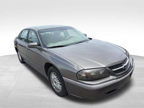 Used 2001 Chevrolet Impala w/ Preferred Equipment Group FWD image 3