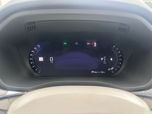 Certified 2024 Volvo XC60 B5 Core AWD/4WD image 23