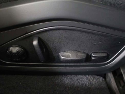 Used 2023 Audi e-tron GT Premium Plus AWD/4WD image 35