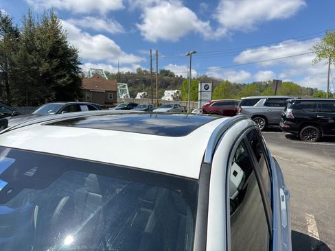 Used 2022 BMW X3 xDrive30i w/ Premium Package 2 AWD/4WD image 9