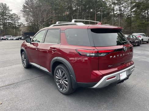 Certified 2023 Nissan Pathfinder SL w/ SL Premium Package image 9