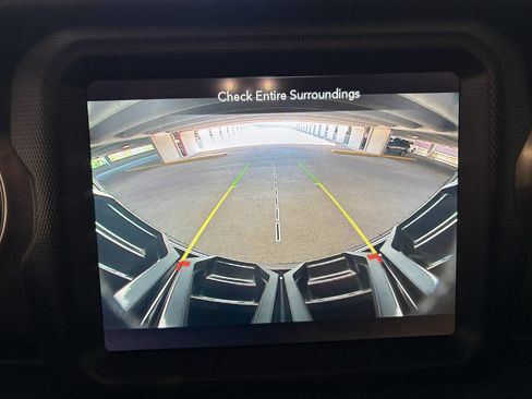 Used 2021 Jeep Wrangler Unlimited Sahara image 27