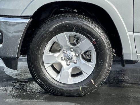 New 2026 RAM 1500 4x4 Crew Cab image 24