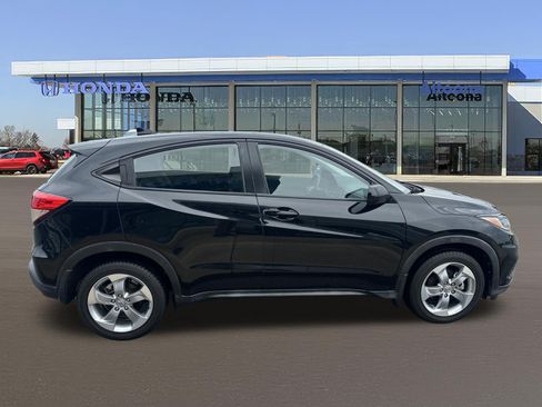 Used 2019 Honda HR-V LX image 5