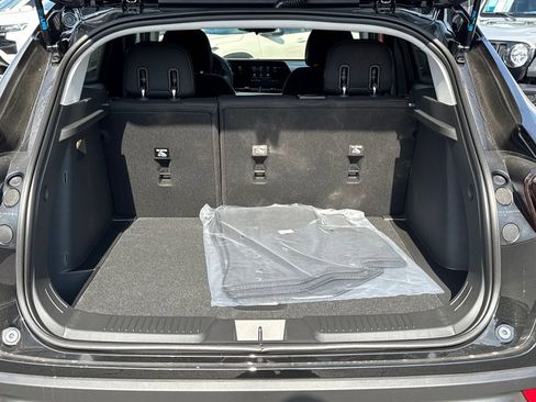 New 2026 Chevrolet Trax LS w/ LS Convenience Package image 7