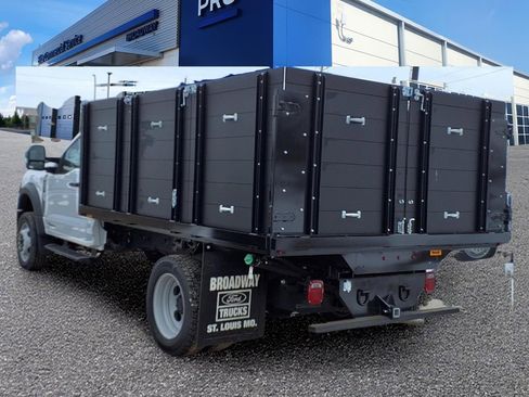 New 2025 Ford F550 4x4 Regular Cab Super Duty image 3