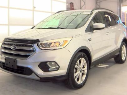 Used 2017 Ford Escape SE w/ Equipment Group 201A