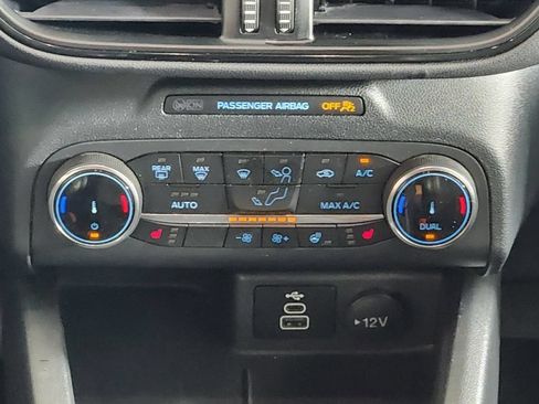 Used 2025 Ford Escape ST-Line Select AWD/4WD image 22