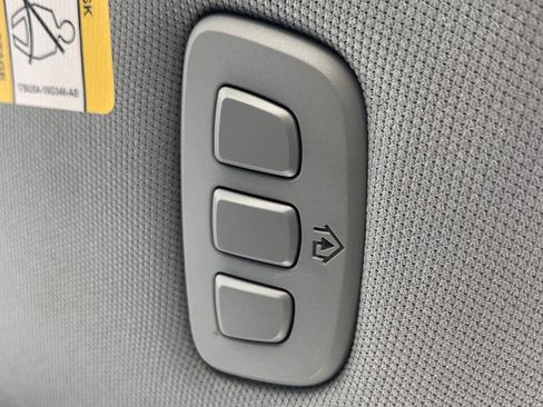 Used 2022 Ford F150 Lariat w/ Equipment Group 502A High image 22