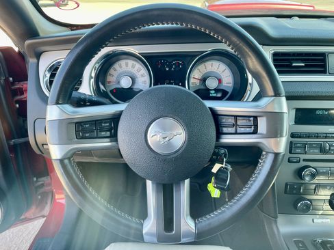 Used 2012 Ford Mustang Premium RWD image 13