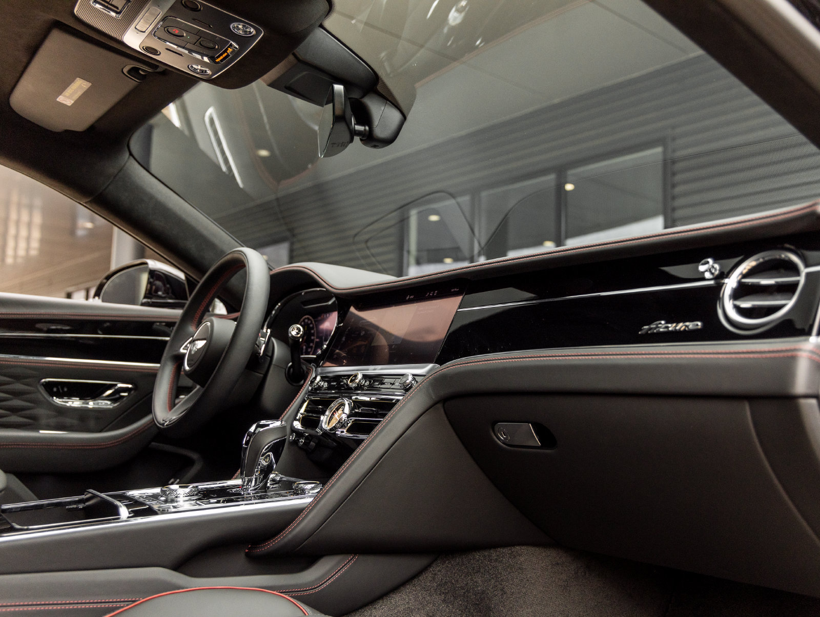 Used 2023 Bentley Flying Spur Azure AWD/4WD image 54