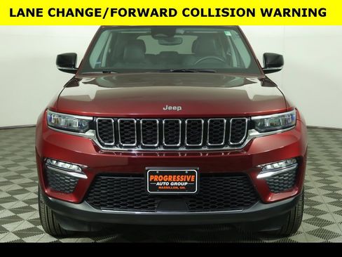 Used 2022 Jeep Grand Cherokee Limited image 12