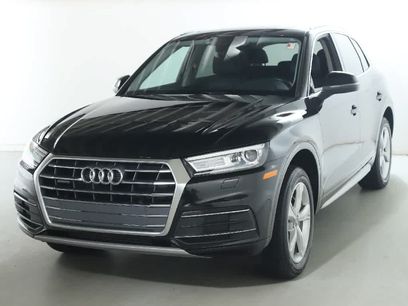 Used 2020 Audi Q5 2.0T Premium w/ Convenience Package