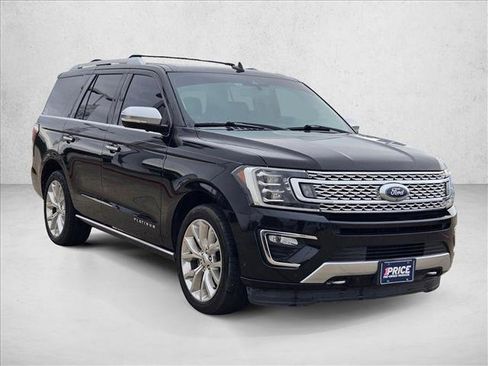 Used 2019 Ford Expedition Platinum image 3