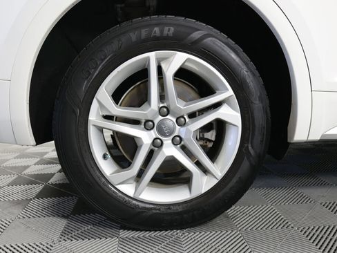 Used 2018 Audi Q5 2.0T Premium AWD/4WD image 7