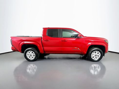 Certified 2026 Toyota Tacoma SR5 AWD/4WD image 4