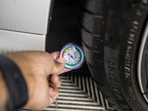 Used 2023 BMW M8 Competition w/ M Carbon Exterior Package image 42