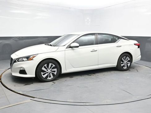 Used 2021 Nissan Altima 2.5 S FWD image 3