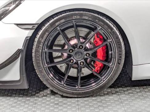 Used 2016 Porsche Cayman GT4 RWD image 29