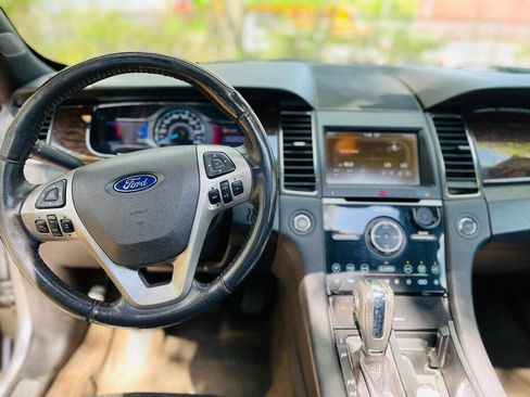 Used 2013 Ford Taurus Limited image 15