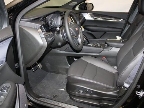 New 2026 Cadillac XT5 Sportv image 5