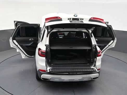 Used 2019 BMW X5 xDrive40i w/ Convenience Package AWD/4WD image 32