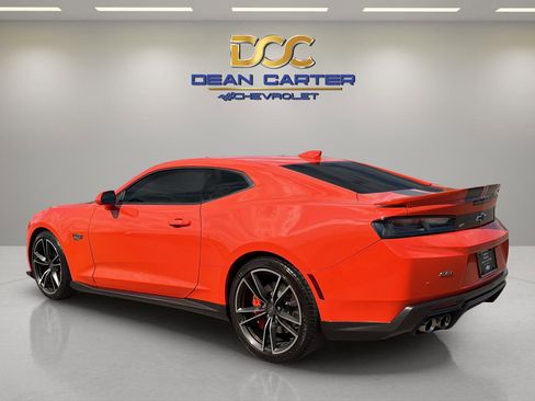 Used 2018 Chevrolet Camaro SS w/ Hot Wheels Edition RWD image 3