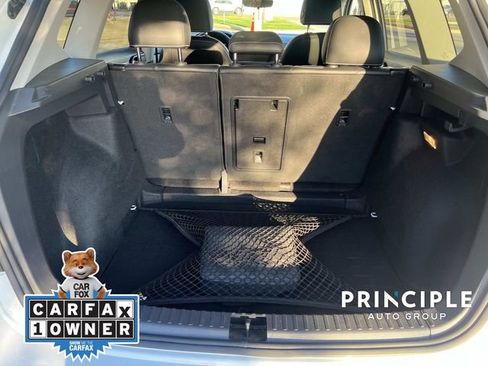 Certified 2023 Volkswagen Taos SE w/ Panoramic Sunroof Package image 30