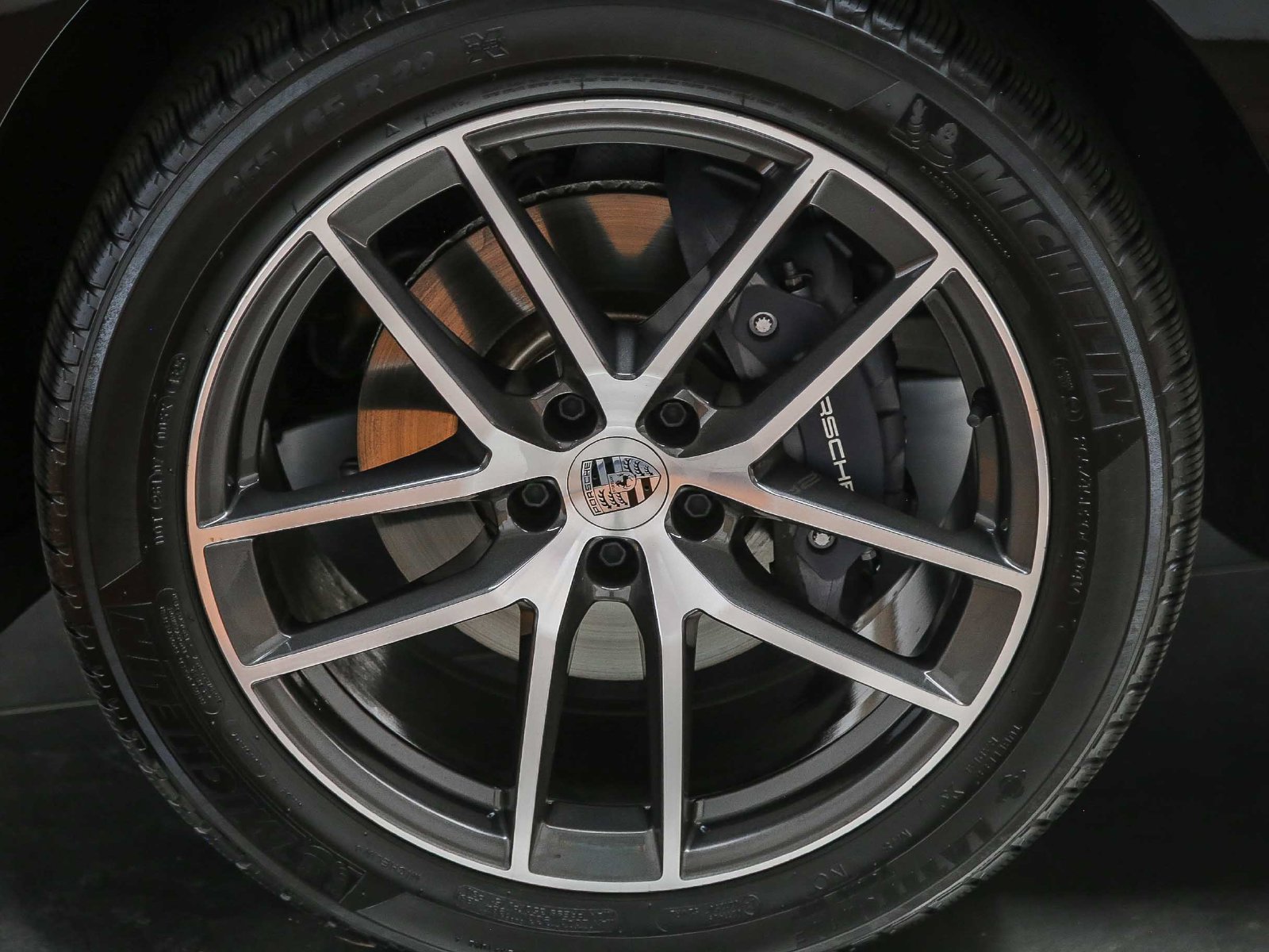 Certified 2026 Porsche Macan AWD/4WD image 12