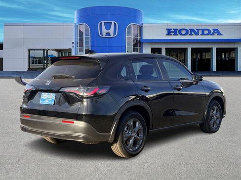 New 2026 Honda HR-V LX image 6