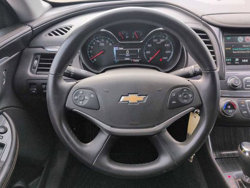 Used 2016 Chevrolet Impala LT w/ Convenience Package image 22