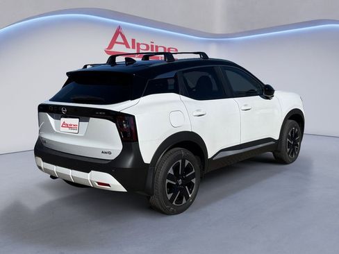 New 2026 Nissan Kicks SV w/ SV Premium Package image 5