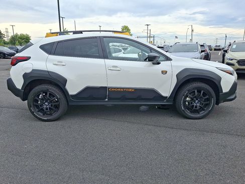 Certified 2024 Subaru Crosstrek 2.5i Wilderness w/ Crosstrek Mirror Package AWD/4WD image 8