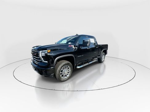 New 2026 Chevrolet Silverado 2500 LT w/ Z71 Chrome Sport Edition AWD/4WD image 4