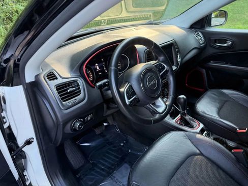 Used 2018 Jeep Compass Trailhawk image 25