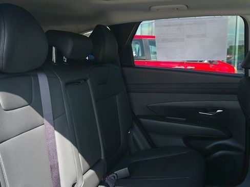 New 2025 Hyundai Tucson SEL image 8