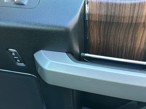 Used 2016 Ford F150 XLT image 21