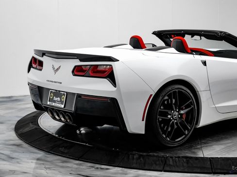 Used 2014 Chevrolet Corvette Z51 3LT Performance Exhaust GT w/ 3LT Preferred Equipment Group image 19