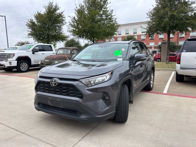 Used 2020 Toyota RAV4 XLE Premium AWD/4WD image 8