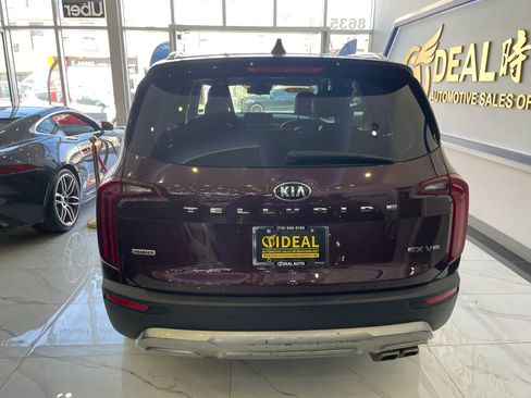 Used 2021 Kia Telluride EX w/ EX Premium Package AWD/4WD image 5